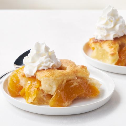 EASY PEACH COBBLER 