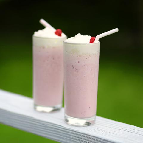 STRAWBERRY MILK SLUSH 