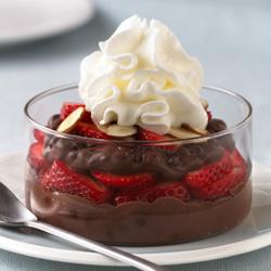 STRAWBERRY CHOCOLATE PUDDING PARFAITS