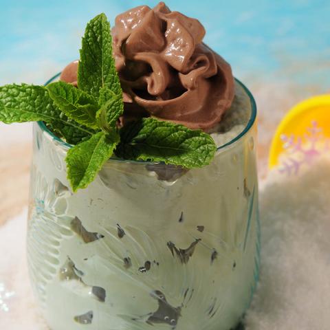 BEACHCOMBER GRASSHOPPER