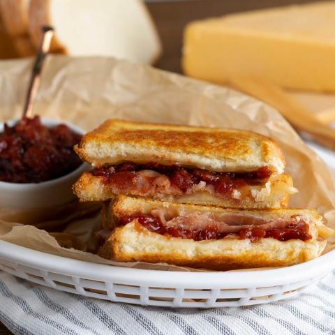 FIRE ROASTED TOMATO JAM AND PROSCIUTTO GRILLED CHEESE 