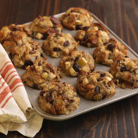 APPLE PECAN STUFFING MUFFINS