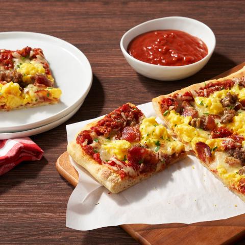 BREAKFAST PIZZA