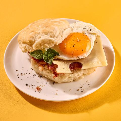 CORNED BEEF HASH AND EGG BISCUIT