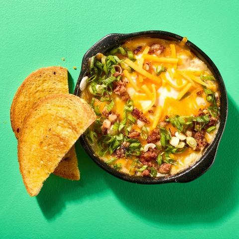 LOADED POTATO BAKED EGGS