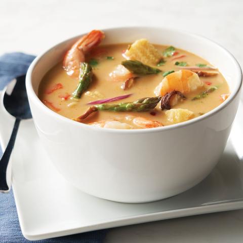 COCONUT CURRY SOUP WITH SHRIMP AND VEGETABLES