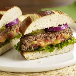STUFFED CHILI CHEESEBURGER
