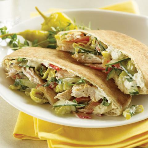 CHICKEN AND HUMMUS PITA POCKET