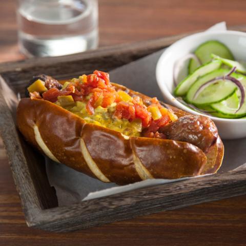 MUNICH CURRY BRATWURST