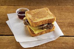 CHEESY JAM AND SAUSAGE BREAKFAST SAMMY