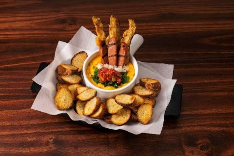 CHICAGO DOG QUESO