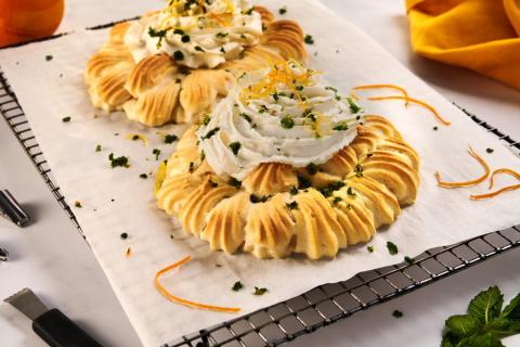 STUFFED PAVLOVA WITH DESSERT GREMOLATA