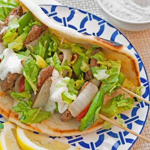 CHICK'N SOUVLAKIA WITH TZATZIKI