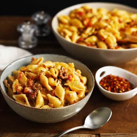SPICY ITALIAN SAUSAGE MAC AND CHEESE 